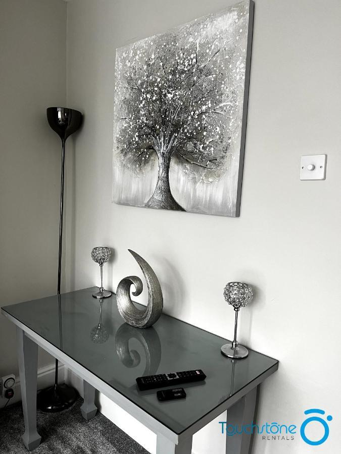 Stylish Cosy - M42, Airport, Nec & Train St Holiday home Sheldon (West Midlands)