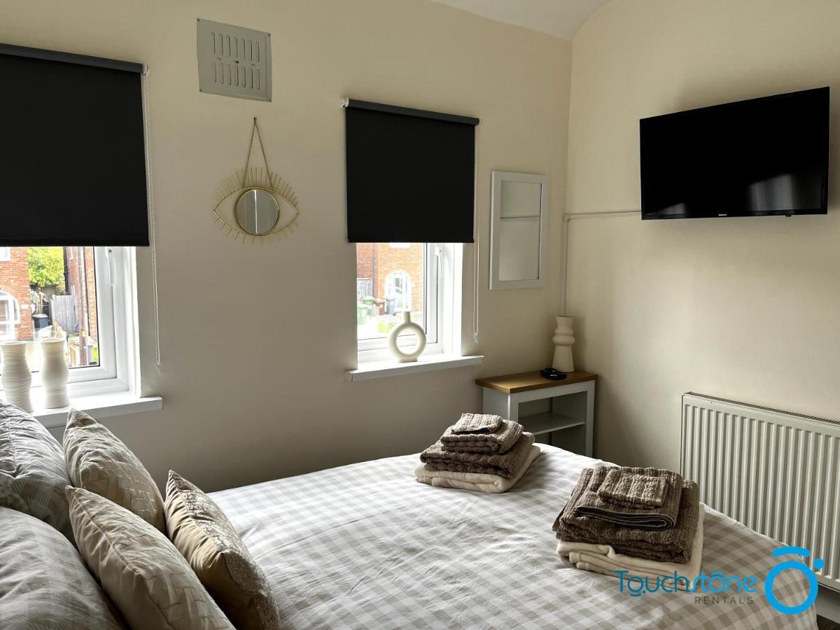 Stylish Cosy - M42, Airport, Nec & Train St Holiday home Sheldon (West Midlands)