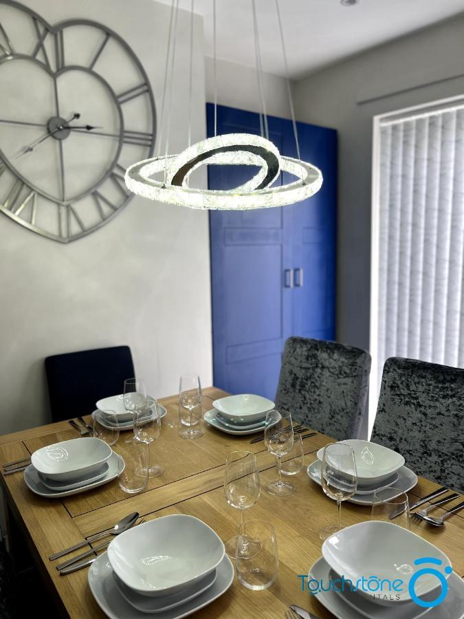 Stylish Cosy - M42, Airport, Nec & Train St Holiday home Sheldon (West Midlands)